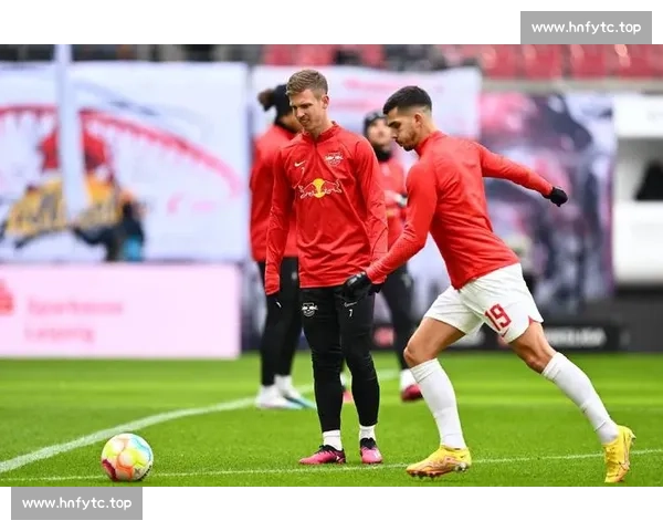 德甲赛季精彩回顾：球队表现、战术变化与未来前景分析